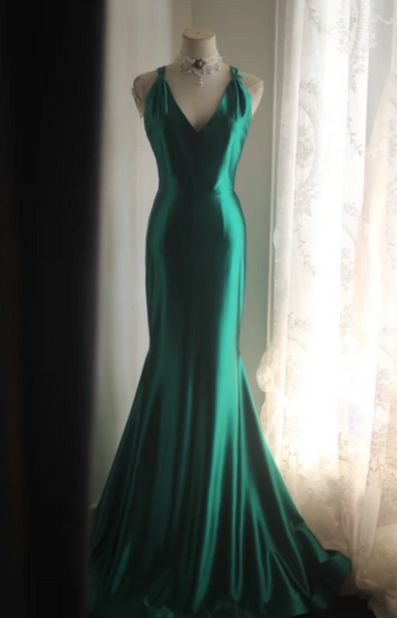 Niulatu V-neck Mermaid Green Long Prom Dresses Satin Green Long Formal Dresses Sleeveless Wedding Guest Dresses HZ1026